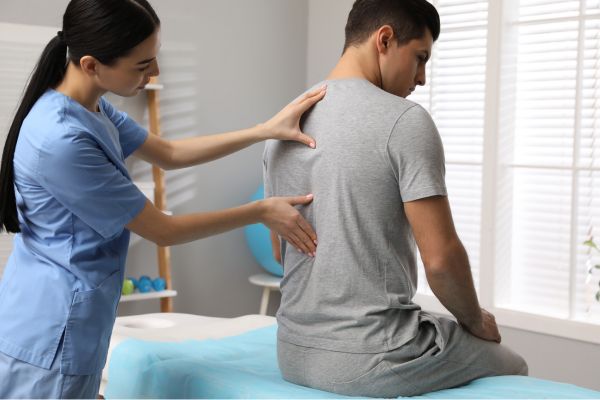 Chiropractic Physiotherapy Treatment in Gurgaon